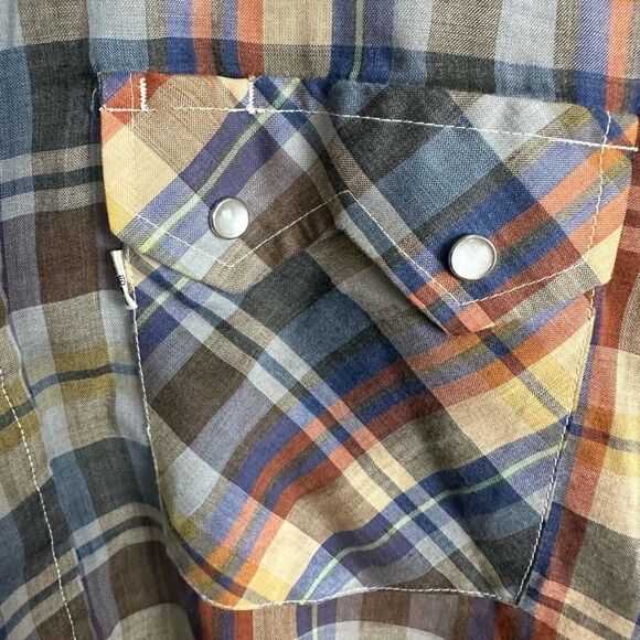 Levi’s Big E VTG Plaid Pearl Snap Shirt Women’s S Read - Picture 3 of 8